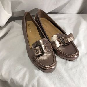 Naturalizer Loafers - Nickel/Alloy Size 8.5 EUC